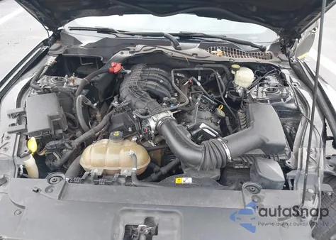 2015 Ford Mustang V6 from USA, damaged, VIN 1FA6P8AM0F5429565